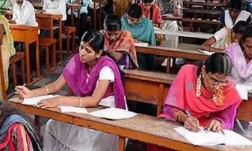 டிஎன்பிஎஸ்சி குரூப் 2 தேர்வில் ஆளுநர் குறித்து சர்ச்சை கேள்வி