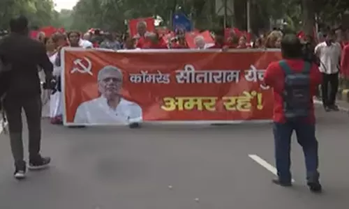 சீதாராம் யெச்சூரி உடல் எய்ம்ஸ் மருத்துவமனையில் ஒப்படைப்பு