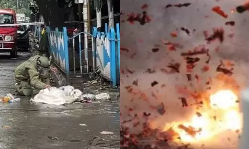 கொல்கத்தாவில் குண்டுவெடிப்பு.. பையில் இருந்த மர்ம பொருள் சாலையில் வெடித்துச் சிதறியதால் பரபரப்பு