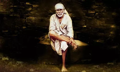 மதங்களை கடந்த பல வடிவங்களின் மொத்த உருவம் பாபா