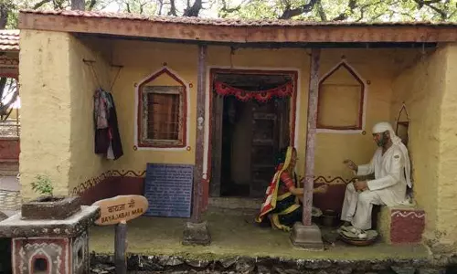 பாபா பயன்படுத்திய பொருட்கள்