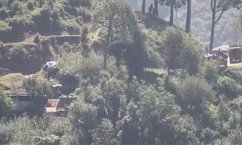 பூஞ்ச் மாவட்டத்தில் பயங்கரவாதிகளை தேடும் பணி தீவிரம்