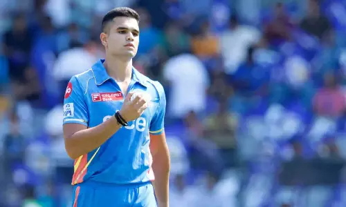 9 விக்கெட்டுகளை வீழ்த்தி அர்ஜூன் டெண்டுல்கர் அசத்தல்