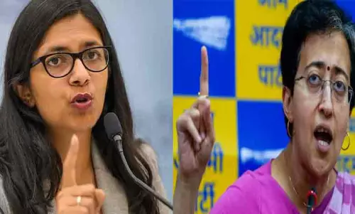 கடவுள்தான் டெல்லியைக் காப்பாற்ற வேண்டும் - அதிஷி தேர்வுக்கு ஸ்வாதி மலிவால் எதிர்ப்பு