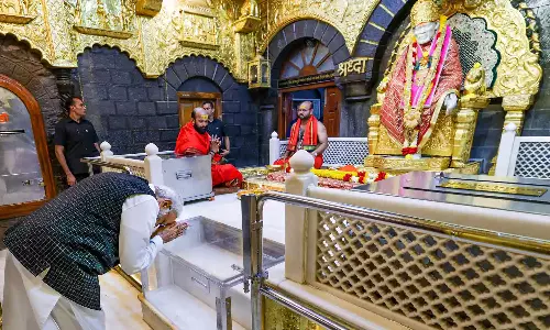 சீரடி போறேங்களா? தெரிந்துகொள்ள வேண்டிய பயனுள்ள தகவல்கள்