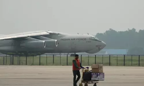 2வது கட்டமாக மியான்மருக்கு 32 டன் நிவாரண பொருட்களை அனுப்பிய இந்தியா