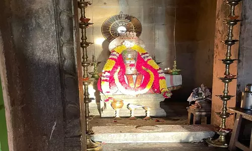 அண்ணாமலையார் மீது சூரிய ஒளிக்கதிர் விழும் அதிசயம்