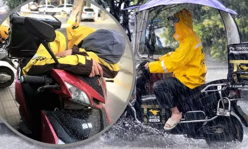 18 மணிநேரம் இடைவிடாது வேலை.. களைப்பில் பைக்கிலேயே உயிரிழந்த நபர்