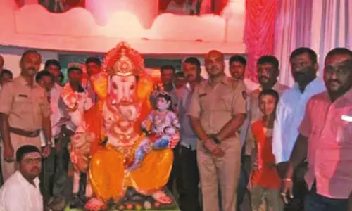 நெஞ்சம் நெகிழ்கிறதே! இது அல்லவா மதநல்லிணக்கம்! மசூதியில் கொண்டாடப்படும் விநாயகர் சதுர்த்தி விழா