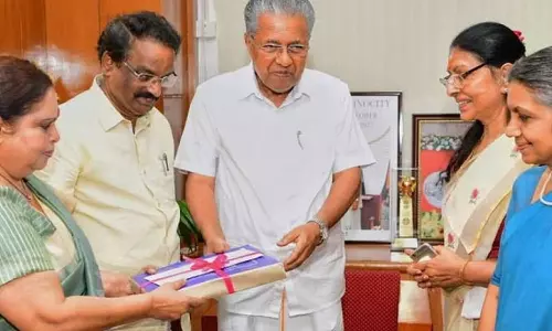 ஹேமா கமிட்டியின் 3,896 பக்க முழுமையான அறிக்கை ஆய்வு- 20 பேரிடம் முதற்கட்டமாக சிறப்பு குழு விசாரணை