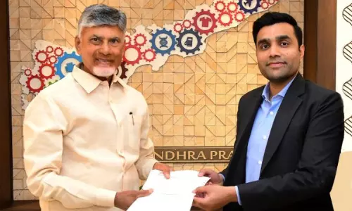 வெள்ளம் பாதித்த ஆந்திர பிரதேசத்திற்கு ரூ. 25 கோடி வழங்கிய அதானி குழுமம்