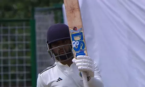 துலீப் கோப்பை: ஷஷ்வத் ராவத் சதம்-இந்தியா ஏ அணி 224/7