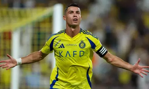 கிறிஸ்டியானோ ரொனால்டோ கோல்: வெற்றியுடன் அல்-நஸர் புதிய பயற்சியாளர் வரவேற்பு