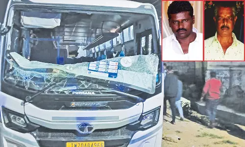 கிருஷ்ணகிரி அருகே விபத்தில் 2 பேர் உயிரிழப்பு: 10 பஸ்களை அடித்து நொறுக்கிய பொதுமக்கள்