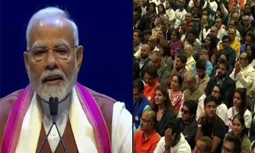 இந்தியா தற்போது வாய்ப்புகளை உருவாக்குகிறது: பிரதமர் மோடி பெருமிதம்