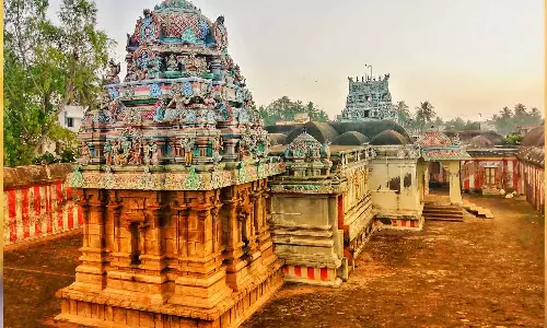 ஆலயத்தில் மூலவரின் அம்சமாக திகழும் இறை மூர்த்தங்களையும் வணங்குங்கள்!