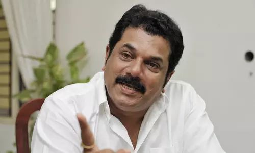 நடிகைக்கு பாலியல் தொல்லை: நடிகர் முகேஷ் கைது