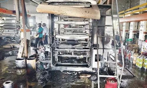 விருதுநகர் சிட்கோ தொழிற்பேட்டையில் `திடீர் தீ விபத்து