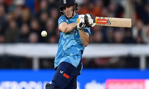 ஆஸ்திரேலியாவின் தொடர் வெற்றிக்கு முற்றுப்புள்ளி வைத்த இங்கிலாந்து