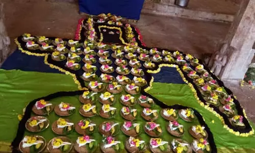 ஏழு பிறவி பாவங்கள் விலக சங்காபிஷேகம் காணுங்கள்!