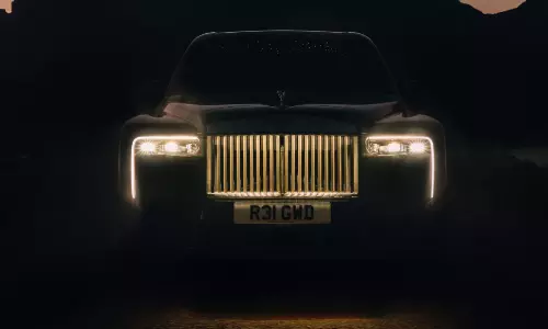 ரூ.10.50 கோடிக்கு ரோல்ஸ் ராய்ஸ் கார் அறிமுகம் - என்னென்ன ஸ்பெஷல்?