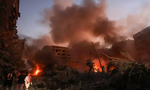 ஹிஸ்புல்லா தலைவரை குறிவைத்து பெய்ரூட்டில் பயங்கர தாக்குதல் நடத்திய இஸ்ரேல்