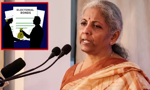 தேர்தல் பத்திரங்கள் மூலம் பணம் பறிப்பு.. நிர்மலா சீதாராமன் மீது FIR பதிய நீதிமன்றம் உத்தரவு