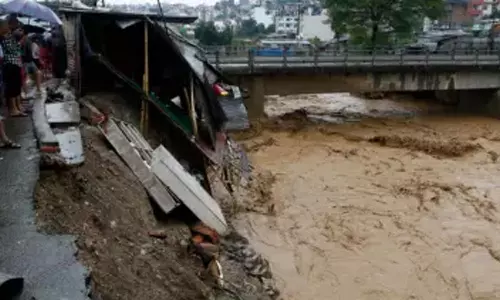 நேபாளத்தில் நிலச்சரிவில் சிக்கி உயிரிழந்தோர் எண்ணிக்கை 112-ஆக உயர்வு