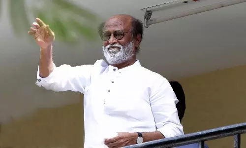 ஆஞ்சியோ சிகிச்சை மேற்கொள்ளப்பட்ட நிலையில் ஐசியூ-வில் நடிகர் ரஜினிகாந்த்