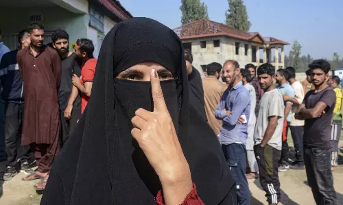 ஜம்மு காஷ்மீர் தேர்தல் வாக்குப் பதிவு நிறைவு.. 7 மணி நிலவரப்படி 65.58 சதவீதம் வாக்குகள் பதிவு