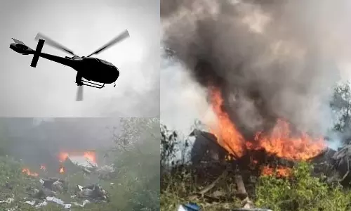 புனேவில் ஹெலிகாப்டர் விழுந்து பயங்கர விபத்து.. 3 பேர் பலி - பரபரப்பு வீடியோ