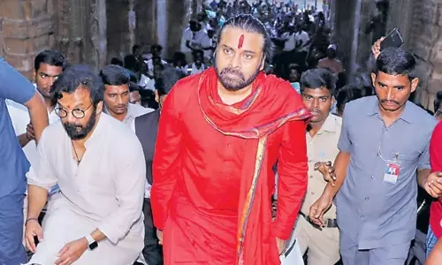 திருப்பதி லட்டு தயாரிப்பு கூடத்தில் பவன் கல்யான் பரிகார பூஜை