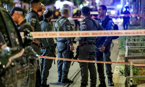 இஸ்ரேலில் நடந்த துப்பாக்கிச் சூட்டில் 7 பேர் பலி: ஹமாஸ் அமைப்பு பொறுப்பேற்பு