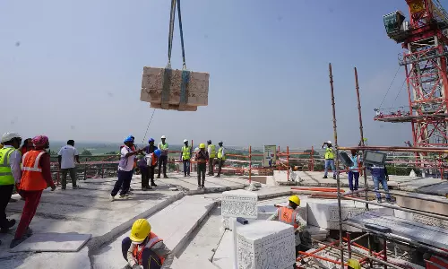 அயோத்தியில் 161 அடி உயர ராமர் கோயில் கோபுரம் கட்டும் பணி தொடங்கியது