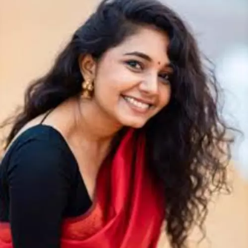 கவிப்பிரியா மனோகரன்