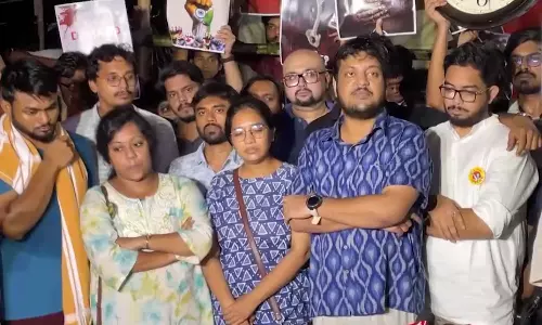 சாகும்வரை உண்ணாவிரத போராட்டம் தொடங்கிய ஜூனியர் டாக்டர்கள்