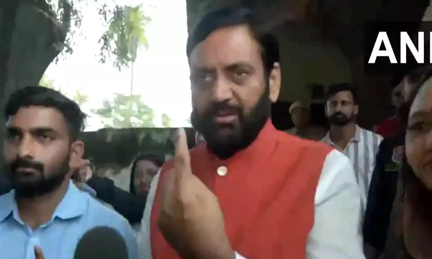 அரியானா முதல்வரும், லத்வா தொகுதி பா.ஜ.க.... ... அரியானா சட்டமன்ற தேர்தல் : 5 மணிநேர நிலவரப்படி 61% வாக்குப்பதிவு - லைவ் அப்டேட்ஸ்