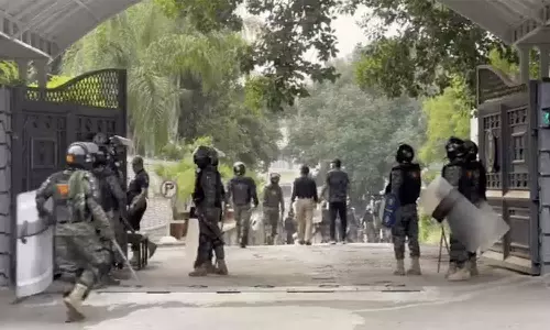 பாகிஸ்தானில் இம்ரான்கான் ஆதரவாளர்கள் போலீசாருடன் மோதல்