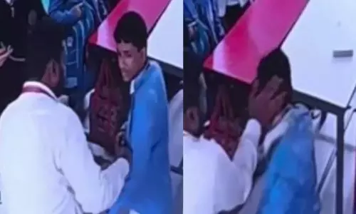 சட்டையை இன் பண்ணிட்டு வரமாட்டியா.. 6 ஆம் வகுப்பு  மாணவனை காது சவ்வு கிழிய விளாசிய ஆசிரியர் - வீடியோ