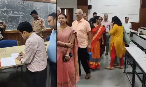 பெண் மருத்துவர் கொலை: உரிய  நடவடிக்கை இல்லை.. 50-க்கும் மேற்பட்ட மருத்துவர்கள் ராஜினாமா