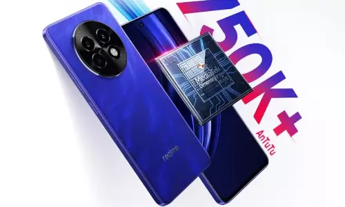 மிட் ரேஞ்ச் விலையில் புது ஸ்மார்ட்போன் அறிமுகம் செய்யும் ரியல்மி