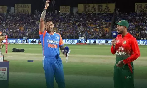 இந்தியாவுக்கு எதிராக வங்கதேச அணி பந்து வீச்சு தேர்வு