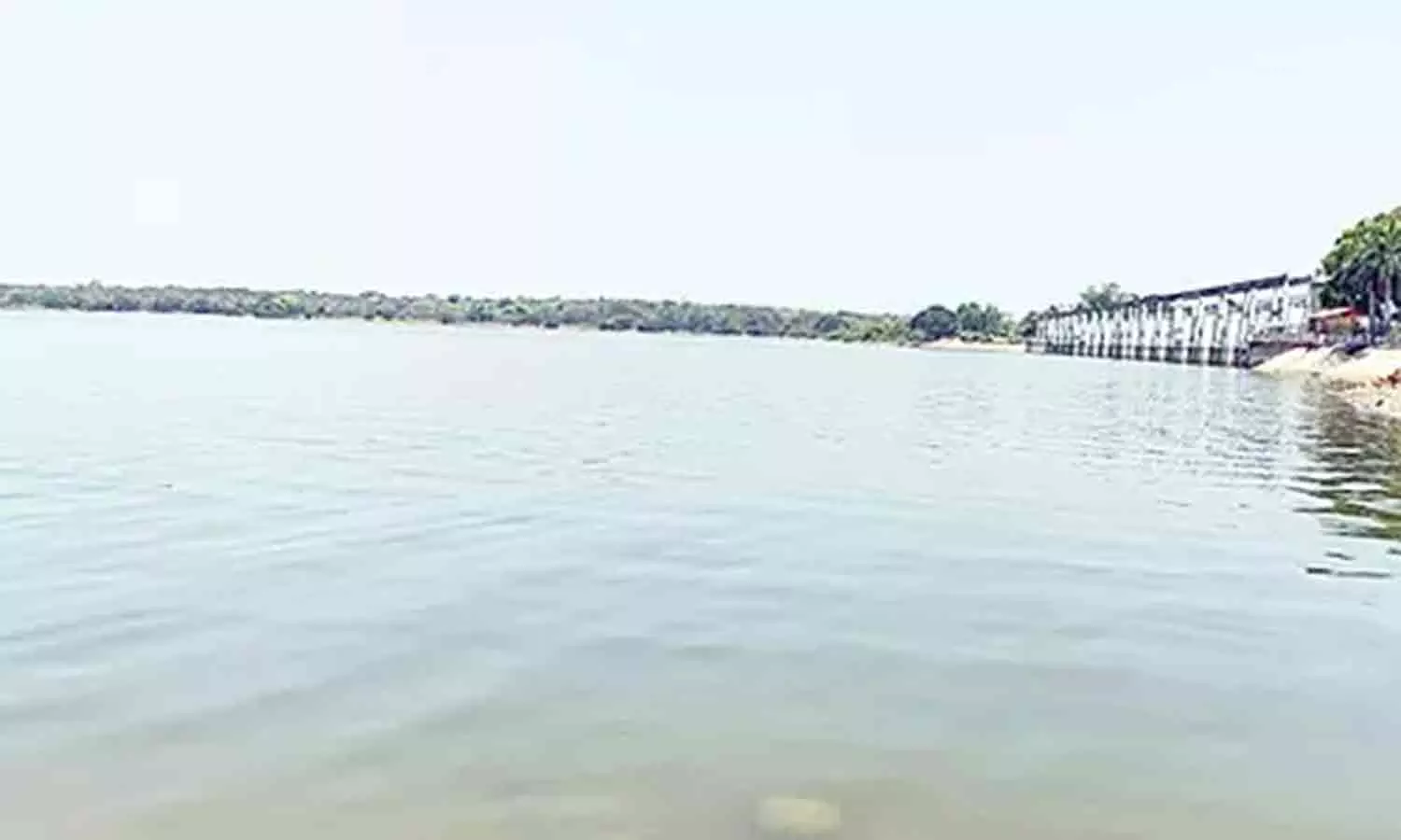 கண்ணன்கோட்டை ஏரியில் இருந்து முதன்முதலாக பூண்டிக்கு தண்ணீர் திறப்பு கண்ணன்கோட்டை ஏரியில் இருந்து முதன்முதலாக பூண்டிக்கு தண்ணீர் திறப்பு