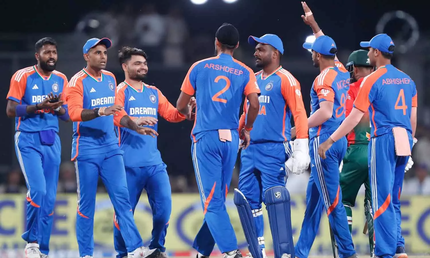 வங்கதேசதுக்கு எதிராக முதல் முறை.. சாதனை படைத்த இந்தியா