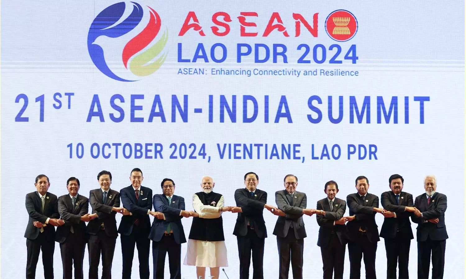 இந்தியா-ஆசியான் மாநாடு: முக்கிய தலைவர்களை சந்தித்த பிரதமர் மோடி இந்தியா-ஆசியான் மாநாடு: முக்கிய தலைவர்களை சந்தித்த பிரதமர் மோடி