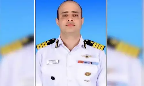 ஹெலிகாப்டர் விபத்தில் காணாமல் போன விமானியின் உடல் ஒரு மாதத்திற்கு பிறகு மீட்பு