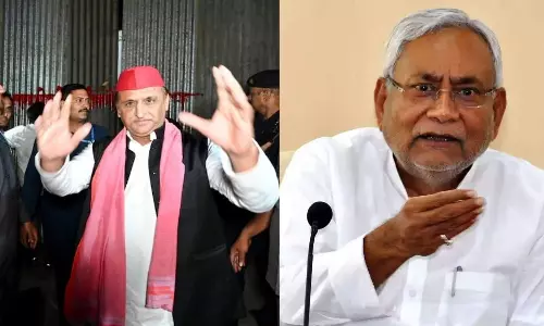 அகிலேஷை தடுத்து நிறுத்த தகர வேலிகள்.. உ.பி. அரசியலில் கிளம்பிய பூதம்.. பாஜகவை விட்டு விலகுவாரா நிதிஷ்?