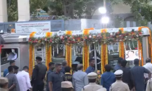 மறைந்த மூத்த பத்திரிகையாளர் முரசொலி செல்வம் உடல் தகனம்