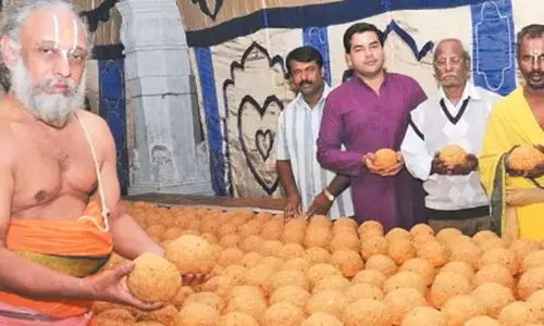 திருப்பதி பிரம்மோற்சவம்: சர்ச்சை எழுந்த போதிலும் லட்டு விற்பனை குறைவில்லை