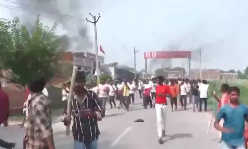 உத்தர பிரதேசத்தின் பஹ்ரைச் பகுதியில் மீண்டும் கலவரம்: போலீஸ் குவிப்பு.. வீடியோ